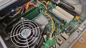 Fujitsu C2D 4GB DDR3 lauaarvuti (3 foto / 4)