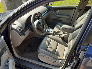 Audi A4 1.8T B6 2004 (4 foto / 5)