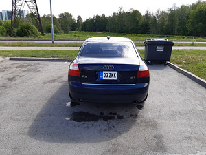 Audi A4 1.8T B6 2004 (2 foto / 5)