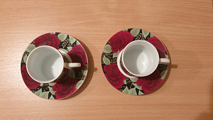 2 espresso tassi või kuumale šokolaadile (2 foto / 5)
