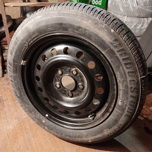 Varuratas 5 x 114,3 (Nissan) 185x65 r 15 (3 foto / 4)