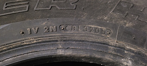 Bridgestone 205 /80 R16C (4 foto / 4)