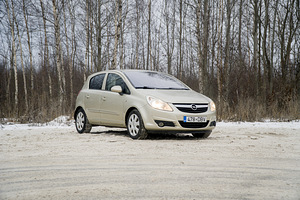 Opel Corsa (1 фото из 12)