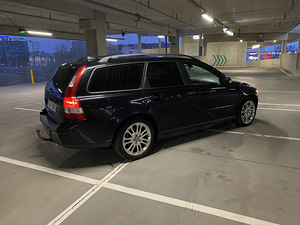Volvo V50 2.0 Diesel (3 foto / 7)