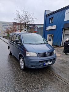 VOLKSWAGEN TRANSPORTER KOMBI (1 foto / 6)