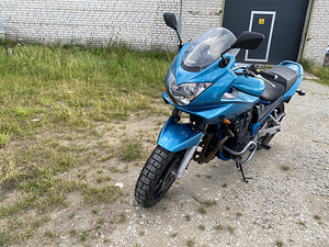 Suzuki gsf bandit s abs (6 foto / 10)