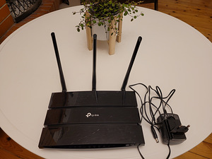 TP-Link Archer C7 AC1750 (1 foto / 4)