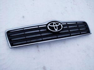 Iluvõre Toyota Avensis 2003 - 2006 (2 foto / 3)
