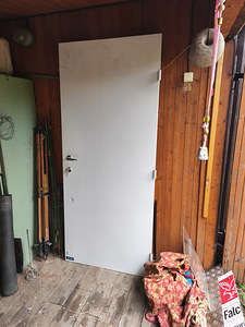 Metalluks (2 foto / 4)