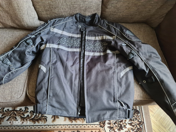 Мотоциклетная куртка Harley-Davidson, размер S (фото #1)