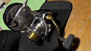 Daiwa Freams 2500 плюс бонус (4 фото из 4)