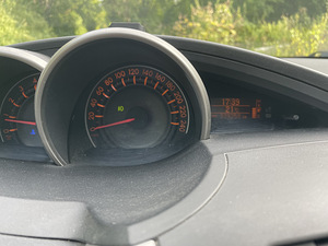 Toyota Verso (9 foto / 11)