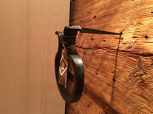 Sepistatud uksekäepide (2 foto / 3)
