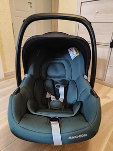 Maxi-Cosi CabrioFix i-Size turvahäll (4 foto / 8)