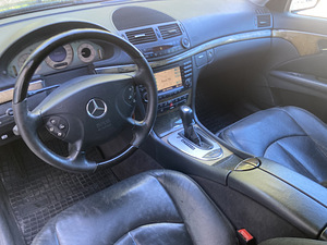 Mercedes Bens w211 (9 foto / 13)