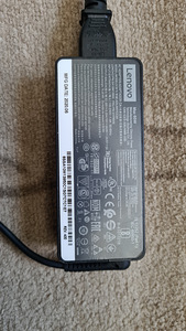 Lenovo ThinkPad E15 LISAGARANTII 09.2024!!! (7 foto / 10)