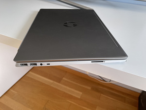 HP Pavilion 14” l i5 1035G7 l 256gb SSD l 8gb DDR4 (4 foto / 8)