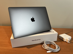 MacBook Pro 13” 2022 M2 256gb ! GARANTII ! (4 foto / 9)