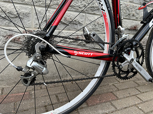 Scott Speedster S40 maanteeratas (7 foto / 7)