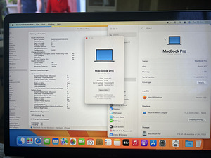 MacBook Pro 13” 2022 l M2 l 8gb RAM l 256gb (4 foto / 8)