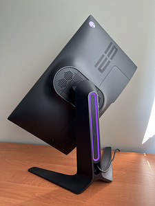 Alienware 25” 240Hz mänguri monitor (2 фото из 5)
