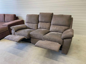 Hall 3-kohaline recliner diivan (1 foto / 8)