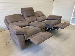 Hall 3-kohaline recliner diivan (2 foto / 8)