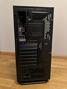 Mänguriarvuti l i5 14600K l RTX 5060 l 16gb DDR4 l SSD l HDD (6 foto / 6)