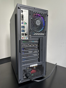 Manguriarvuti l Ryzen 5 5600 l RTX 3060 l 16gb DDR4 l SSD (4 foto / 4)