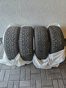 Naastrehvid 225/65/17 (1 foto / 3)