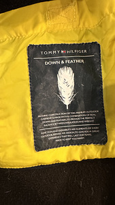 Tommy Hilfiger jope (4 foto / 4)
