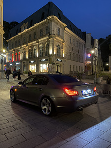 BMW 530d 2008 M-pack Shadowline LCI/CIC (5 foto / 6)