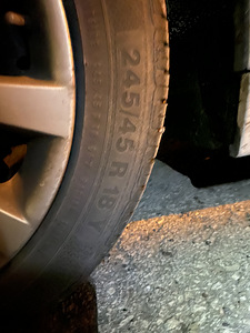 Резина Barum Bravuris_3 245/45 R18 (2 фото из 3)