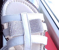Новые кожаные сандалии Garvalin, размер 33 - 21см