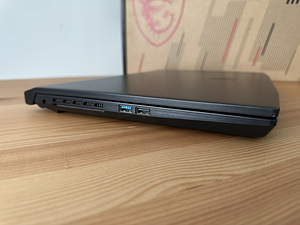 MSI Katana/ 144 Гц / i7 11800H / GTX 1650 4 ГБ / 8 ГБ 3200 М (6 фото из 10)
