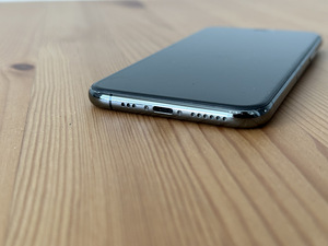Apple iPhone 11 Pro 64GB Space Gray (4 foto / 9)