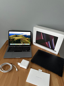 Apple MacBook Pro 13 2020/ M1 /512GB SSD /16GB RAM / 203 cyc (1 foto / 9)