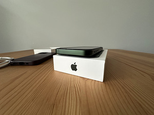 Apple iPhone 13 Mini 256GB, nagu uus! Garantii! (5 foto / 8)