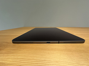 Apple iPad Pro 11 64GB 2018 Wi-Fi + Cellular - Space Gray (4 foto / 8)