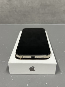 Apple iPhone 16 Pro 256GB Desert Titanium/Nagu uus/Garantii! (2 foto / 10)
