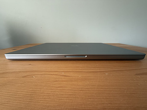 Apple MacBook Pro 16" 2021 | 1TB SSD! | M1 PRO 10/16 | 16GB (5 foto / 10)