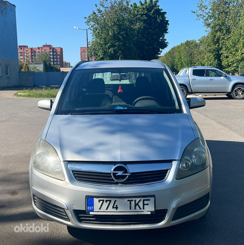 Opel Zafira 1.9L 80kW (фото #1)