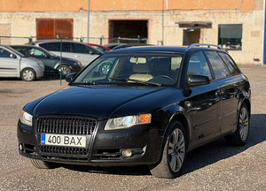 AUDI A4 AVANT (1 фото из 8)