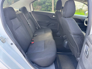 PEUGEOT 301 (8 фото из 8)