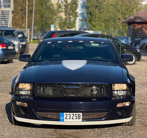 FORD MUSTANG (2 foto / 8)