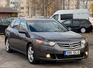 HONDA ACCORD TOURER (4 foto / 8)