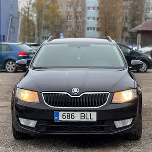 SKODA OCTAVIA (2 foto / 8)