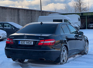 MERCEDES-BENZ E 350 CDI 4MATIC (6 foto / 9)