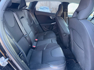 VOLVO V40 (8 фото из 8)