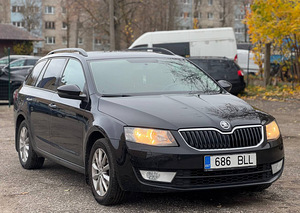 SKODA OCTAVIA (3 фото из 8)